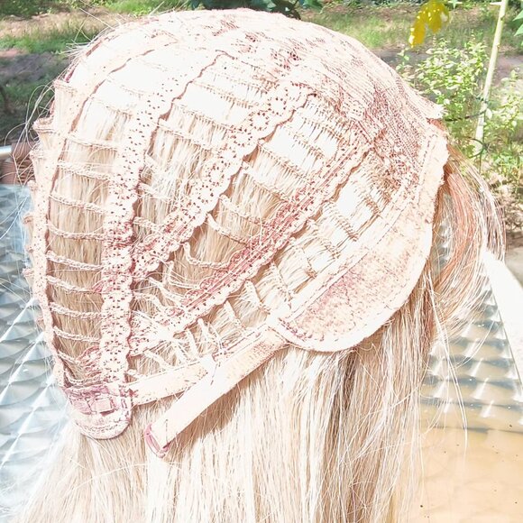 Womens 💗 Blonde And Brown Synthetic Ombre 26" Long Wavy Breathable Cap Wig 💗 - Picture 6 of 16